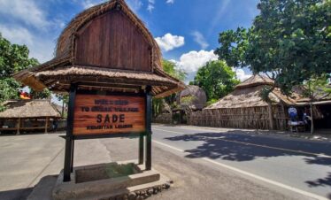 1-Day Sade Village,Banyumulek Village & South Lombok Beaches
