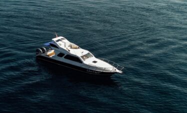 1-Day Open Trip Sailing Full Day by Speedboat