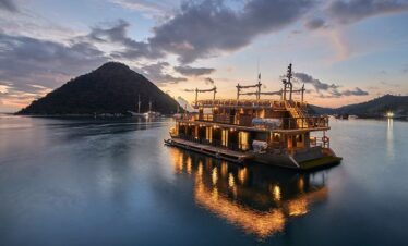 1-Day SUNSET DINNER CRUISE BY LAKO SAE AYANA
